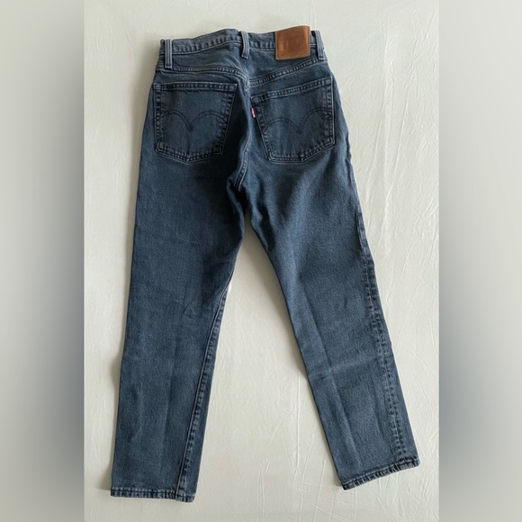 Levi’s Button Fly Jeans - Picture 3 of 10